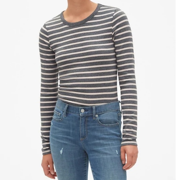 3/$15🌷GAP Stripe Citron Gray Crewneck Tee - Picture 7 of 8